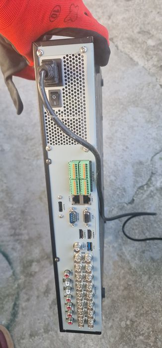 Gravador profissional HIKiVISION