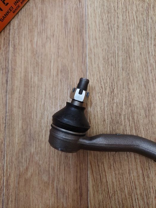 Наконечник рульової тяги toyota