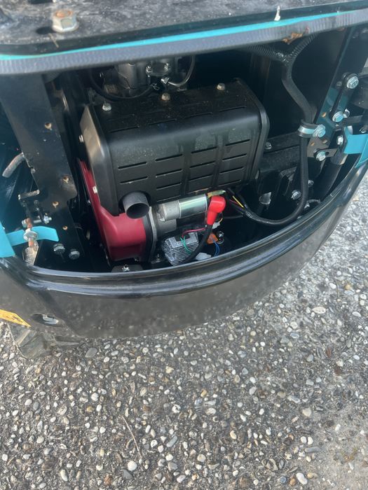 Mini escavadora 1500 kg
