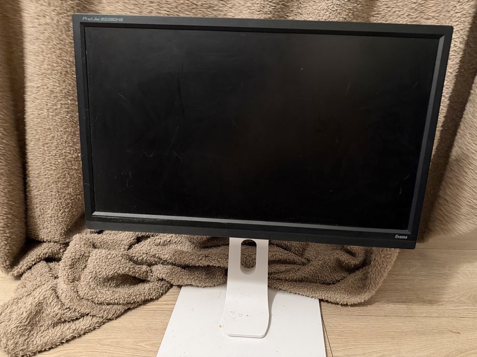 Na sprzedaż 2 monitory iiyama ProLite B2280HS-B1 21,5” Full HD.