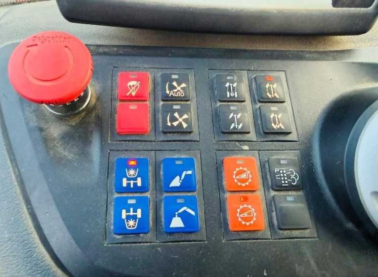 Телескопічний навантажувач Маніту MANITOU 630-115V 4WD  *РІК 2021*