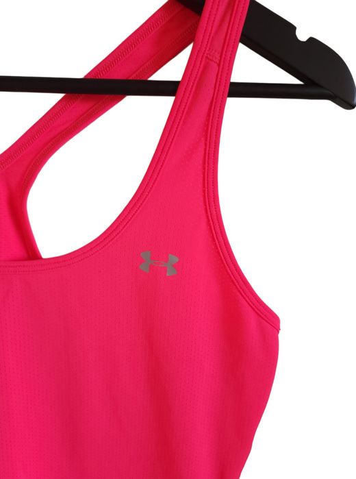 Różowy top sportowy – Under Armour