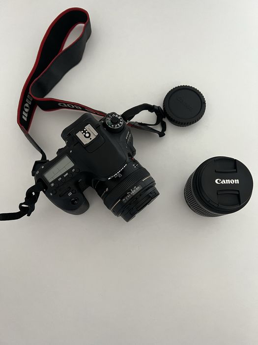 Lustrzanka Canon EOS 80D z obiektywem