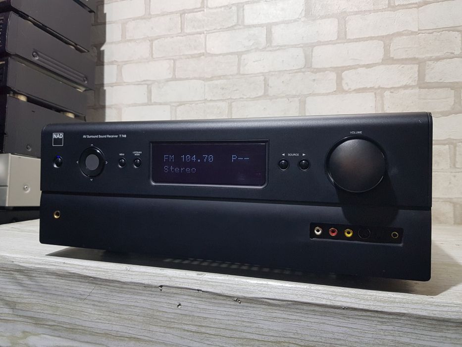 7.1AV ресивер/підсилювач NAD T748 HDMI 3D 2х80Вт б/у з Німеччини