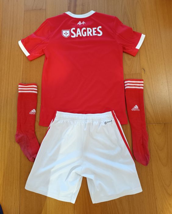 Equipamento do Benfica 8/10 anos