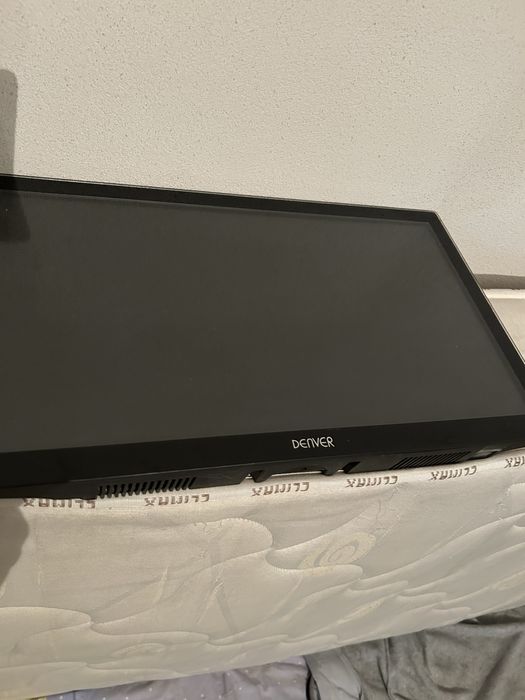 Caixa de transporte para antena parabólica e TV 19’’