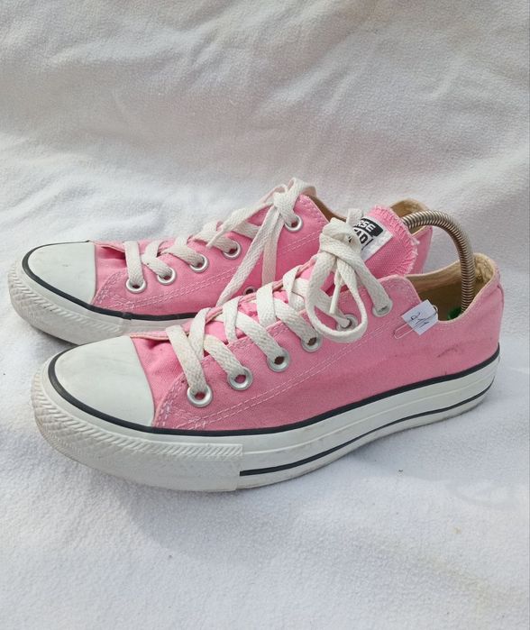 Жіночі фірмові кеди конверси