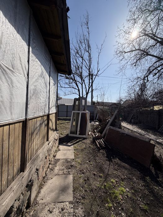 Продам ділянку правильноі форми в центральній частині м.Буча.