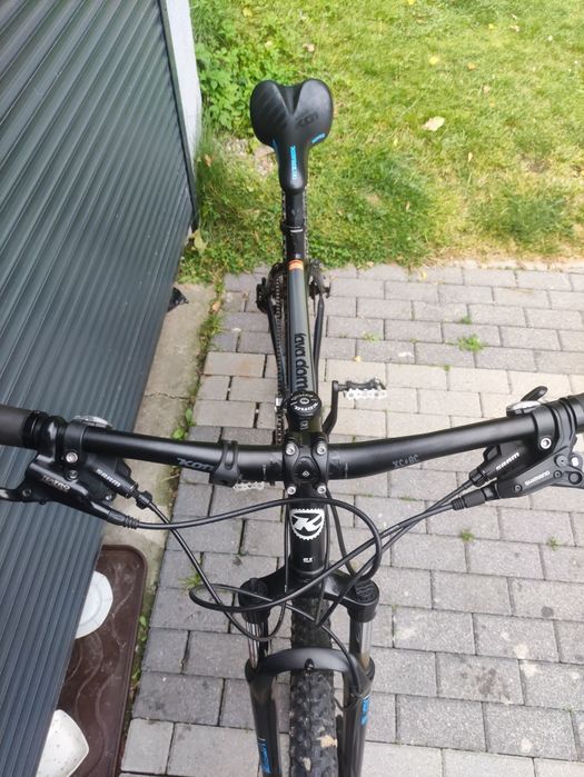 Rower Kona xl lava doom