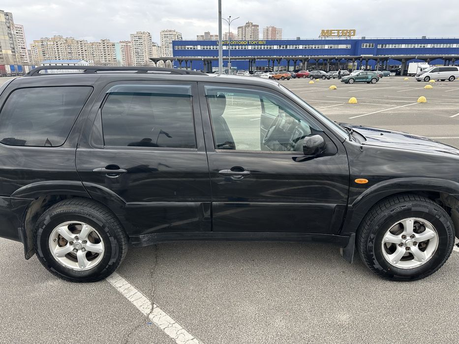 Мазда трибют 2.3 2004