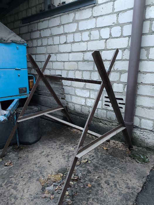 Продам стенд (козел) для резания бревен