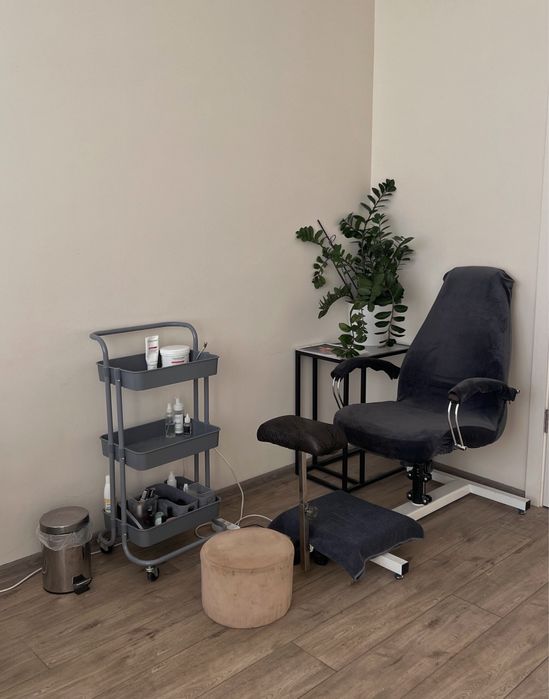 Робоче місце майстра манікюру/педикюру ТЕПЛО + ГЕНЕРАТОР НА БУДИНОК