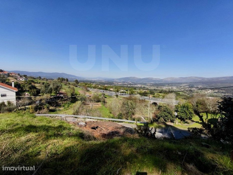 Terreno com Projeto Aprovado em São Julião, Valença