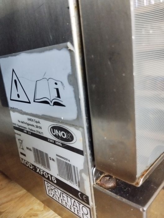 Піч Духовка UNOX XF016