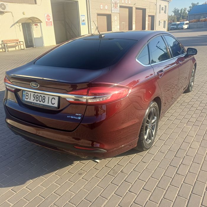 Продам Ford fusion hybrid