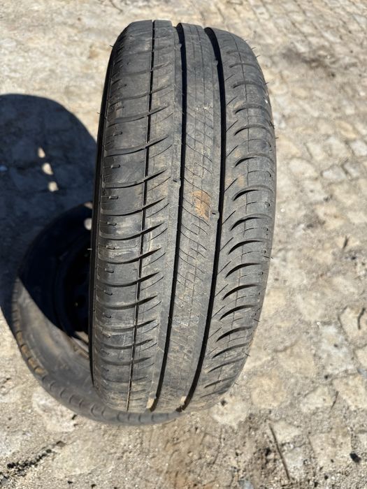 Pneus Michelin 175/65 R14 82T - usados