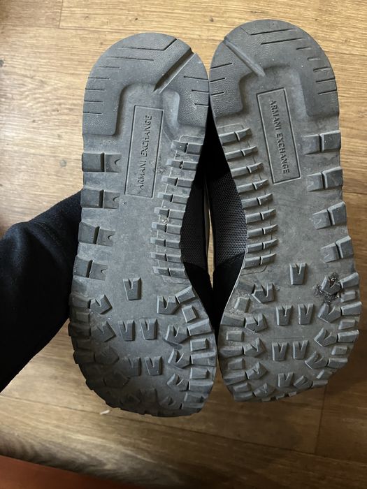Продам Кросовки Armani Exchange 42
