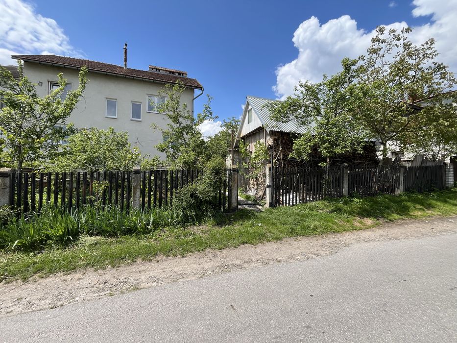 Продається будинок 173м Угринів.  Газ.  Світло.  Колодязь . Центр.  Пошта Цнап