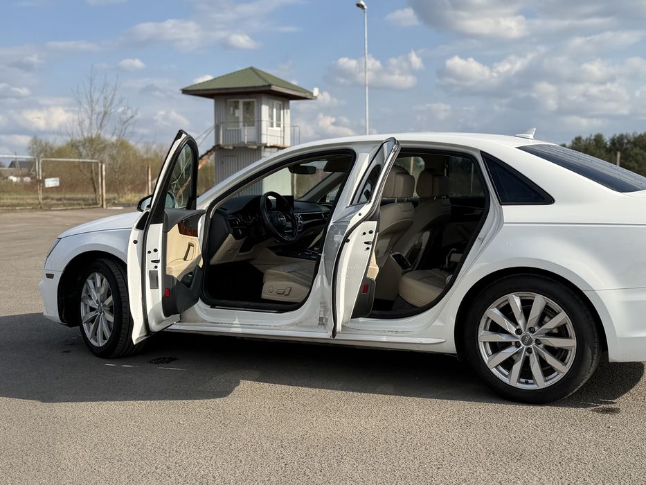 Audi a4b9 2017 2.0