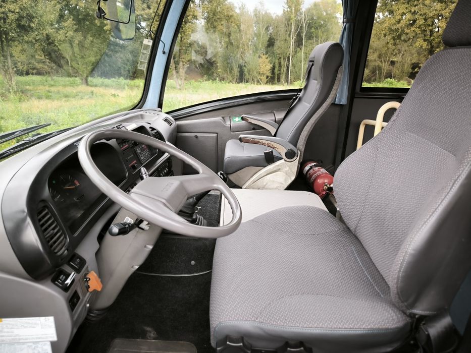 Autocarro Toyota Óptimo Mini Autocarro 4.1 D4D 28 Lugares