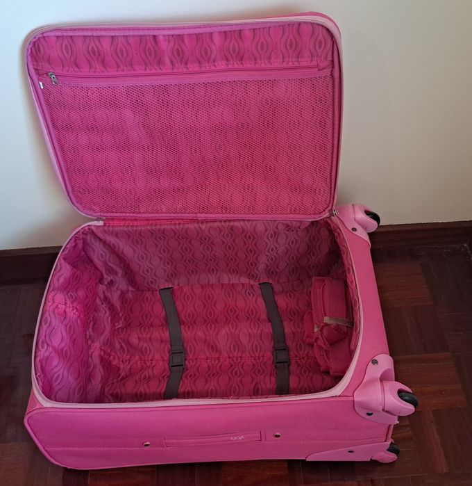 Conjunto de e malas
