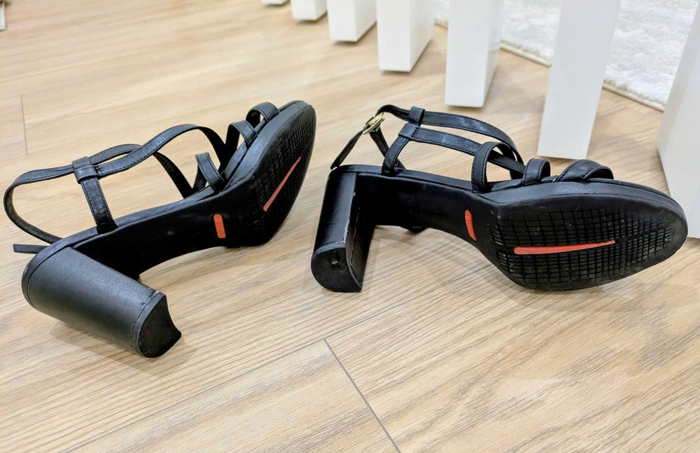 Sandálias salto Rockport preto 37 truetech fácil abertura