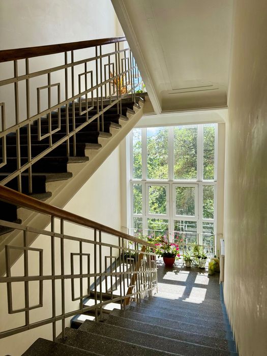 Продам квартиру 189,4 м², сталінка — Козловського 5, урядовий квартал