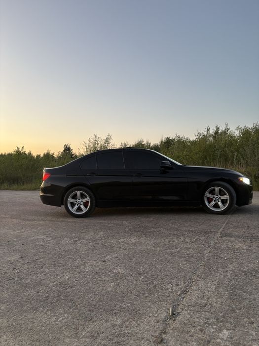 Продається BMW F30 2013 року 2.0 бензин