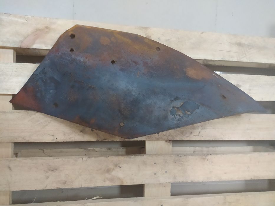 Відвал Винтовий на плуг Одеський ПЛН 3-35 .Отвал полиця плуга ПЛН-3-3