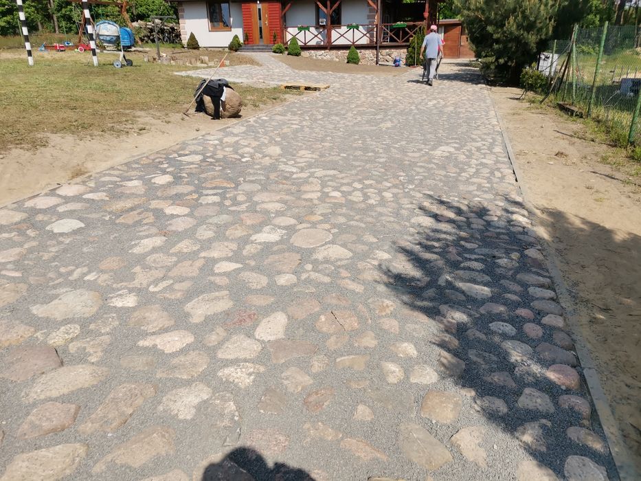Brukarstwo Szybkie terminy realizacji   Układanie kostki brukowej