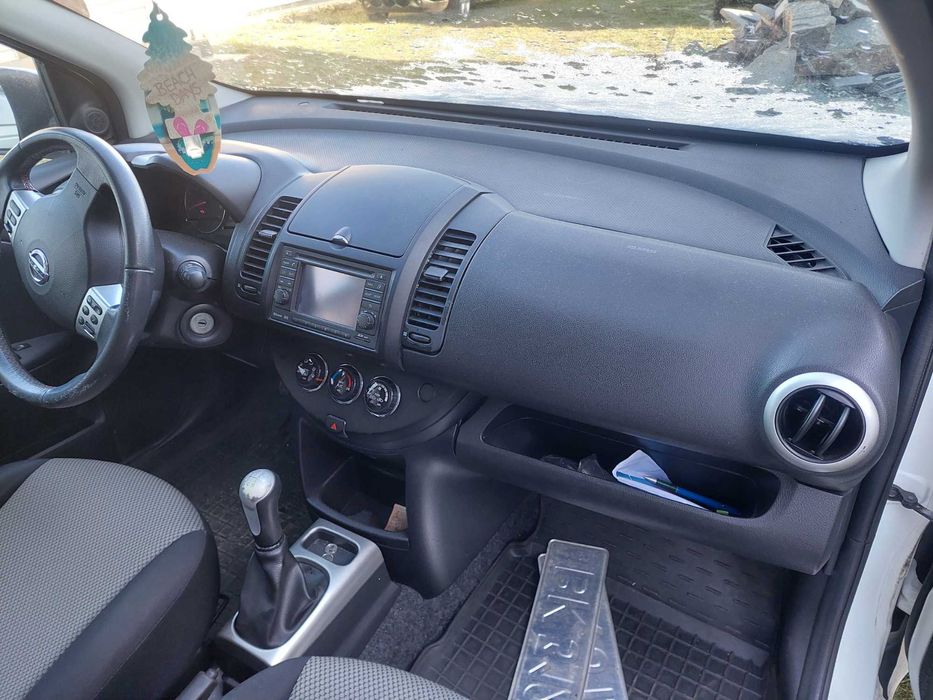 Разборка Nissan Note Ниссан Ноут Е11 1.4, 1.5dci, 1.6i кпп двигун фара