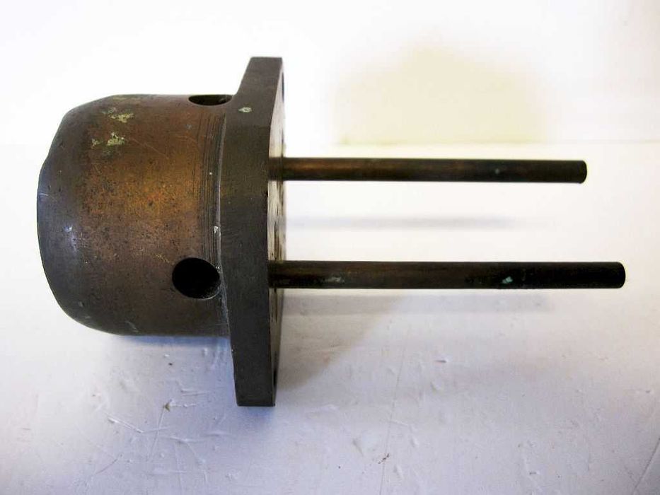 antigo molde mecânico em latão da fábrica de bolachas TRIUNFO Coimbra