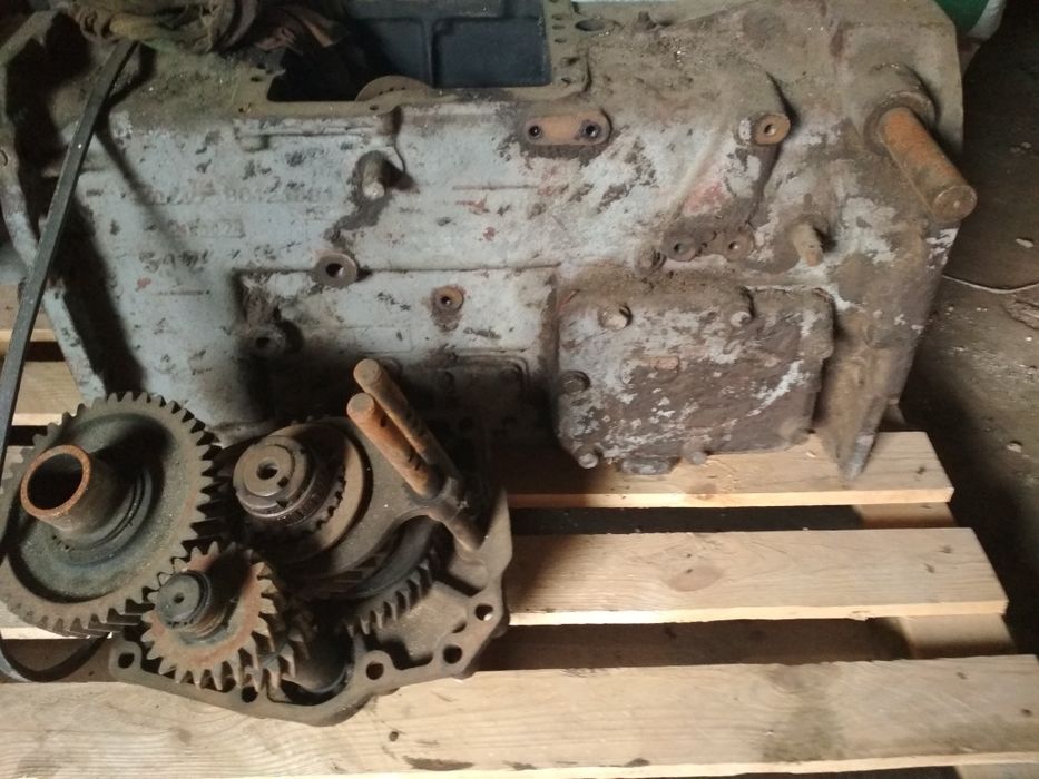 skrzynia biegów kolektor  zbiornik maska pług