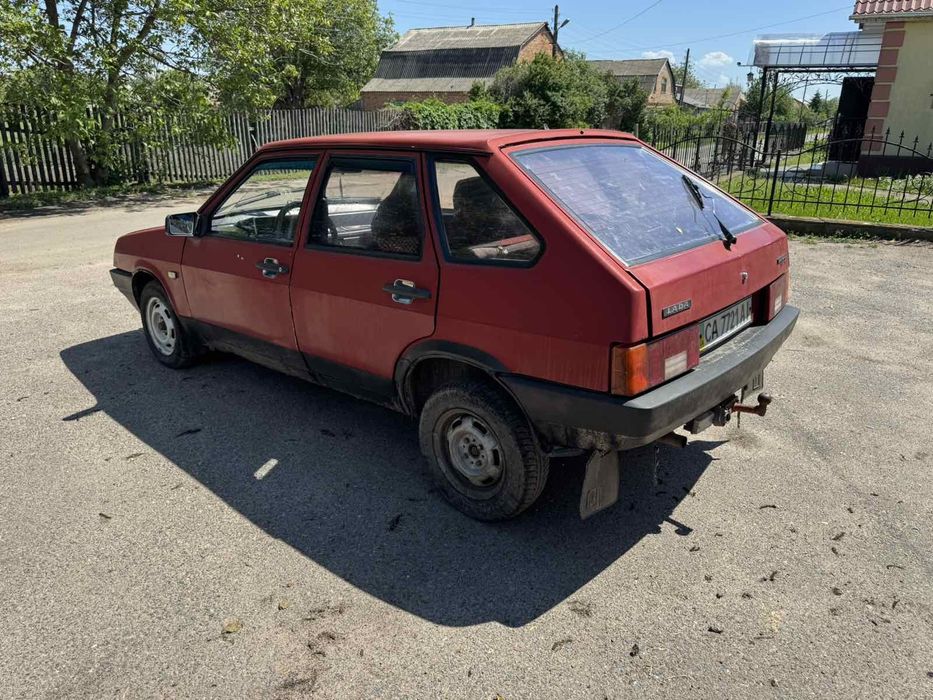 Ваз 2109  на ходу газ бензин