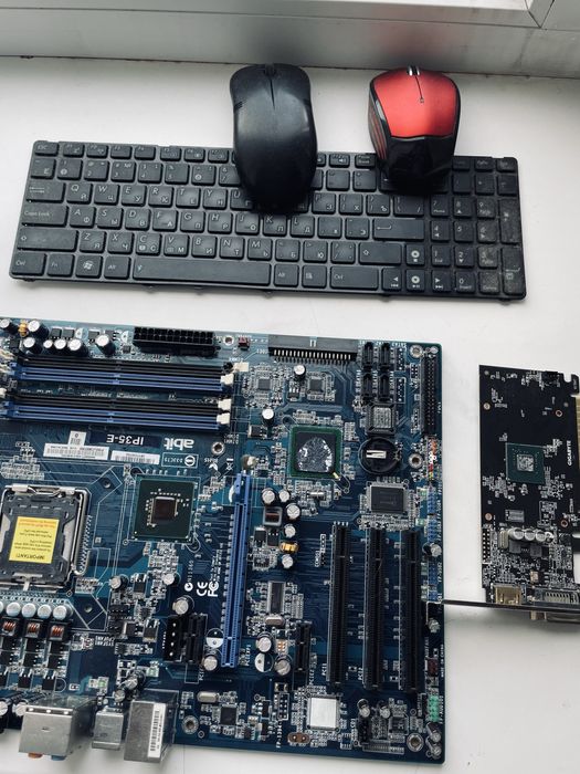 Радіодеталі та метиз