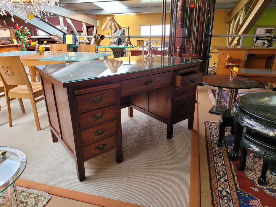 Secretária antiga em madeira, com gavetas - óptimo