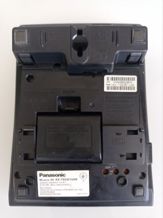 Продам проводной телефон Panasonic KX-TS2351 UAB