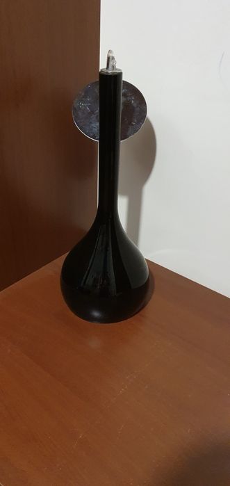 Piękna czarna lampa  stan bardzo dobry