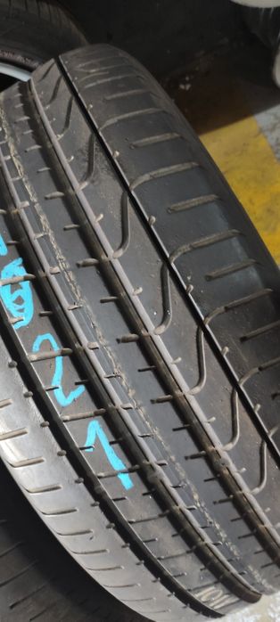 Pneus 265/40/21 semi novos