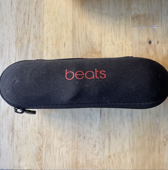 Coluna Beats Pill preta