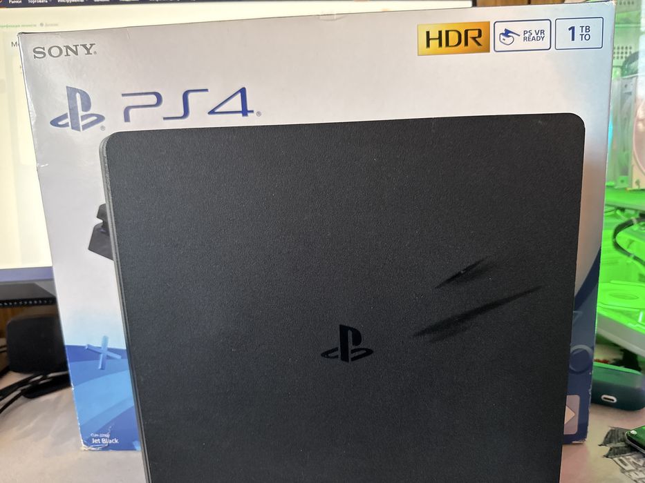 Playstation 4 slim 1tb