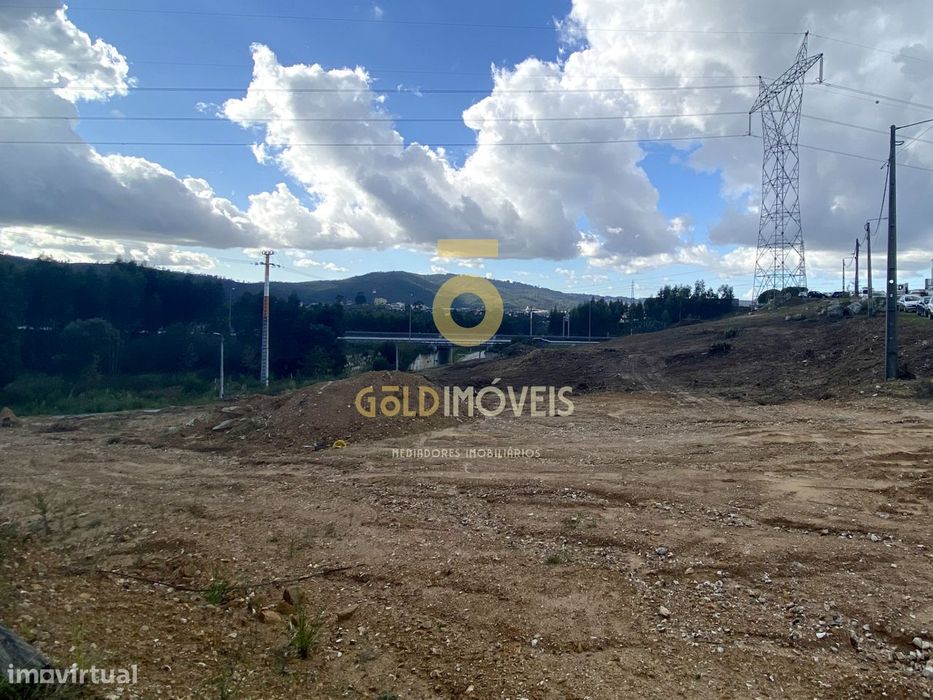 Industrial Plot for Sale in Campo and Sobrado, Valongo