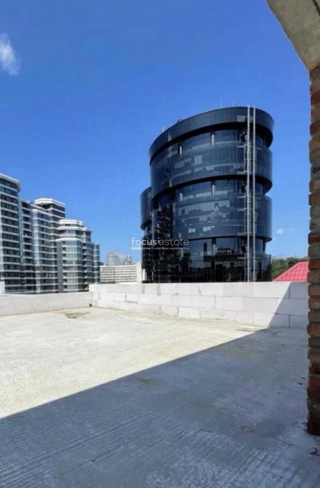 Продаж будівлі на Печерську 543м2