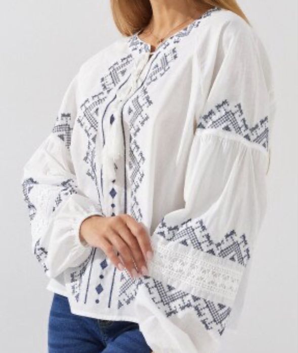 Жіночі вишиванки рoзмір L