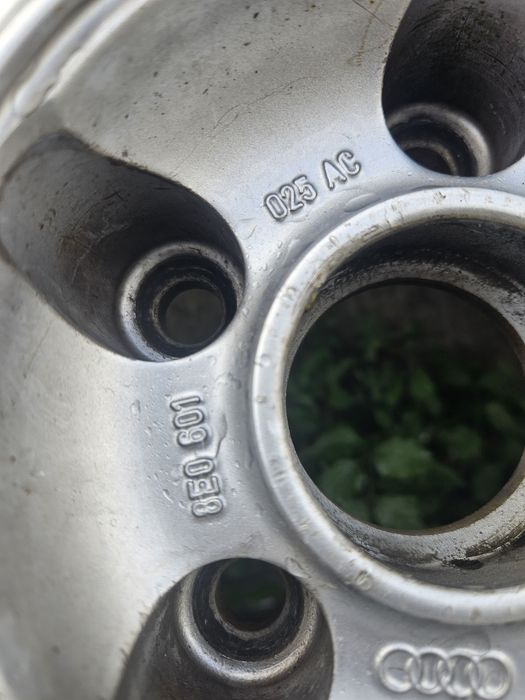 Felgi Audi A4 B6 B7 B8 A3 A5 alusy Koła Alufelgi 235 / 45 R17 7.5jx17h2 Et 43