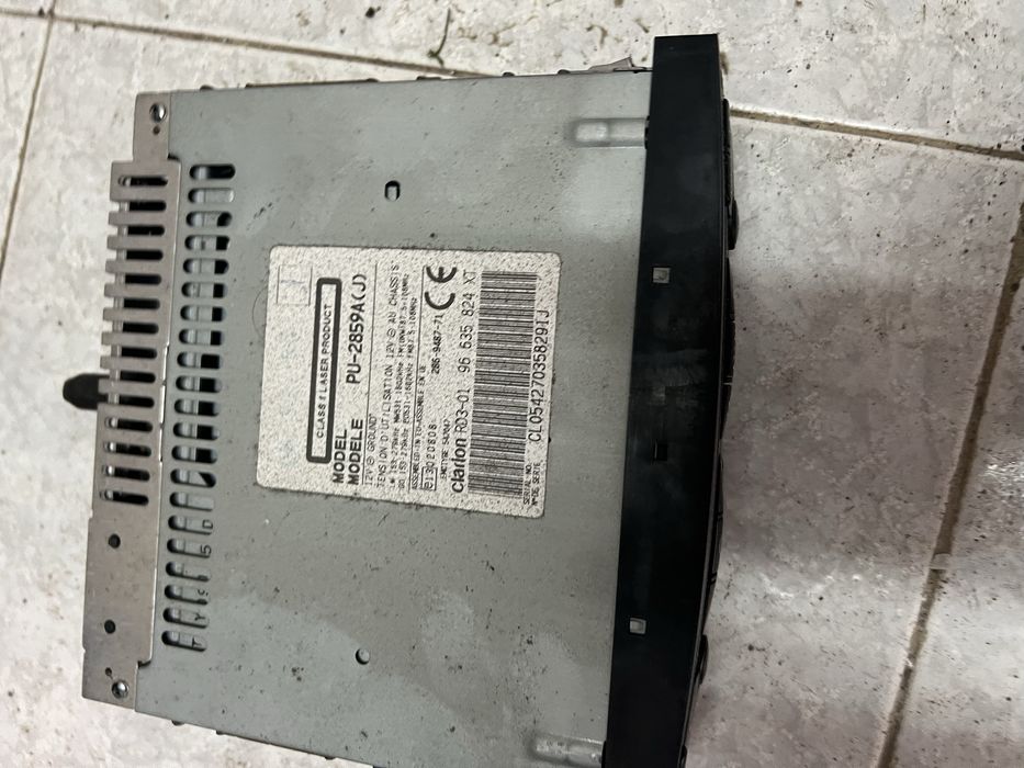 Autoradio Clarion (original Peugeot Partner)