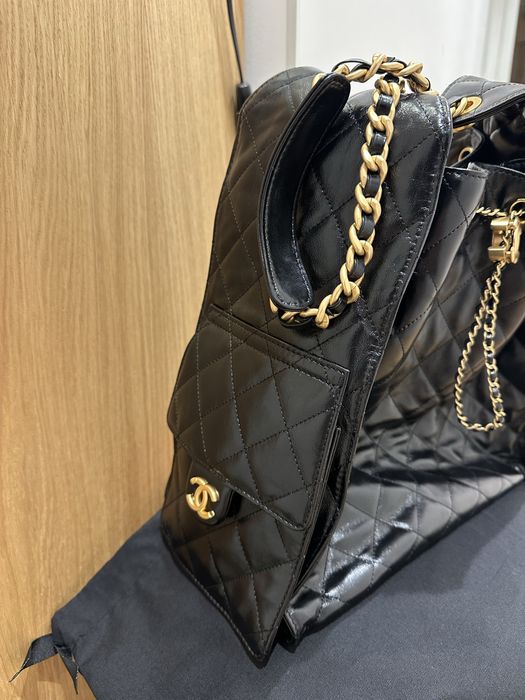 Mala Chanel 25 media