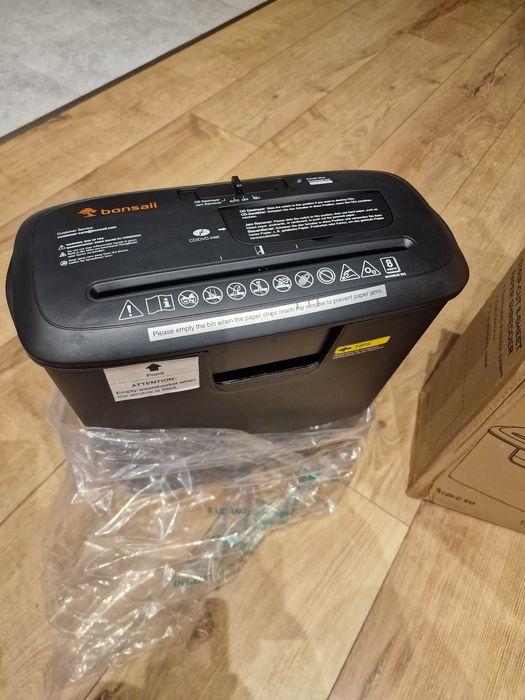 Niszczarka bonsaii nowa