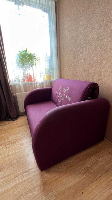 крісло-ліжко розкладне з подушками, на ламелях односпальне