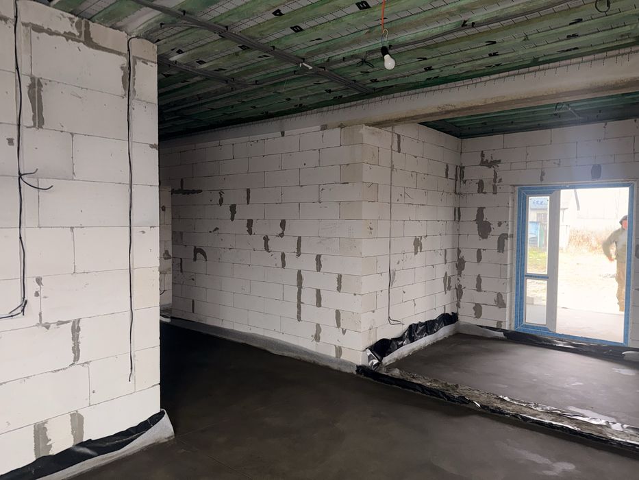 Сучасний будинок у Житомирі